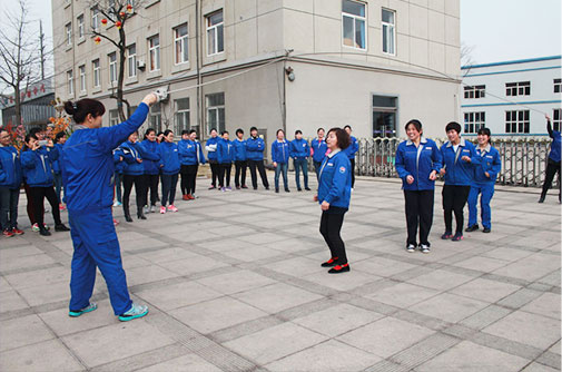 公司工會舉行豐富多彩的活動，慶祝“三八”婦女節(jié)