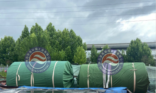 多座書脊式橡膠壩生產(chǎn)完畢準(zhǔn)備發(fā)貨